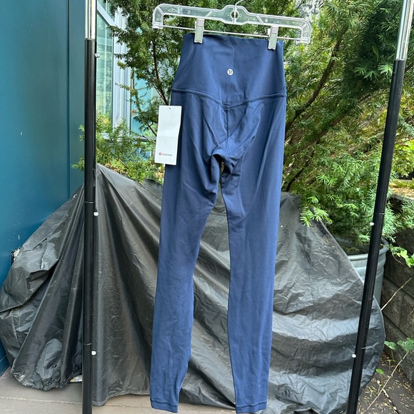 Lululemon Align™ High-Rise Pant 28" - Picture 4 of 8